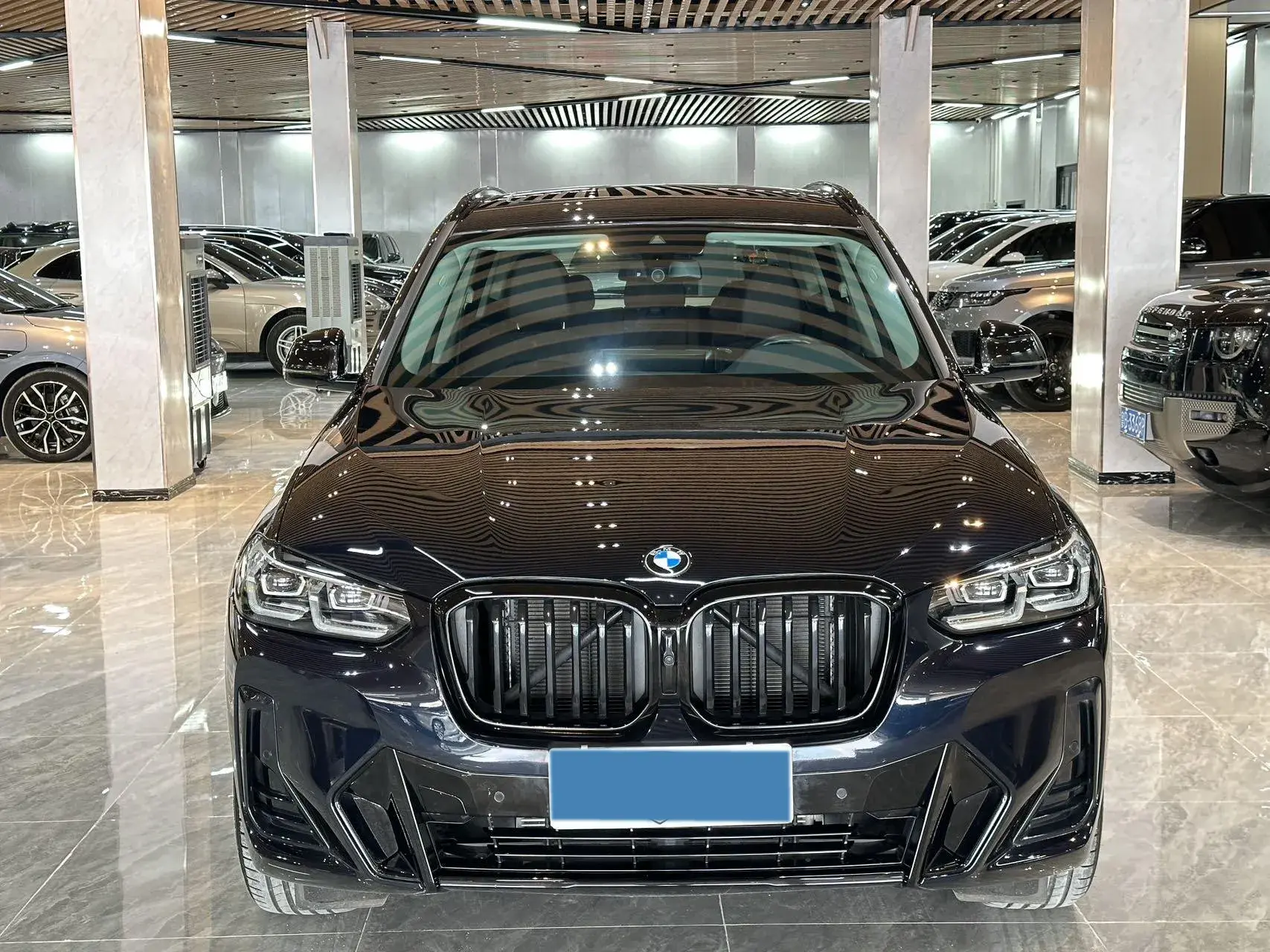 2023 BMW X3 thumbnail 3