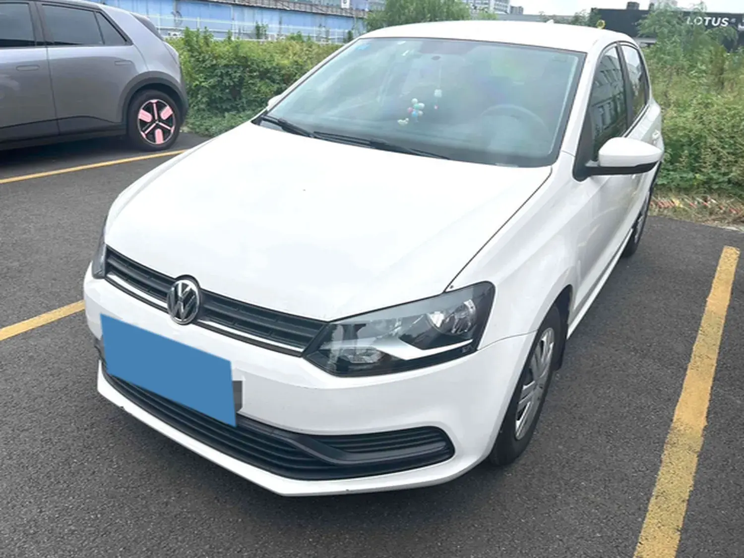 2018 VOLKSWAGEN POLO view 1