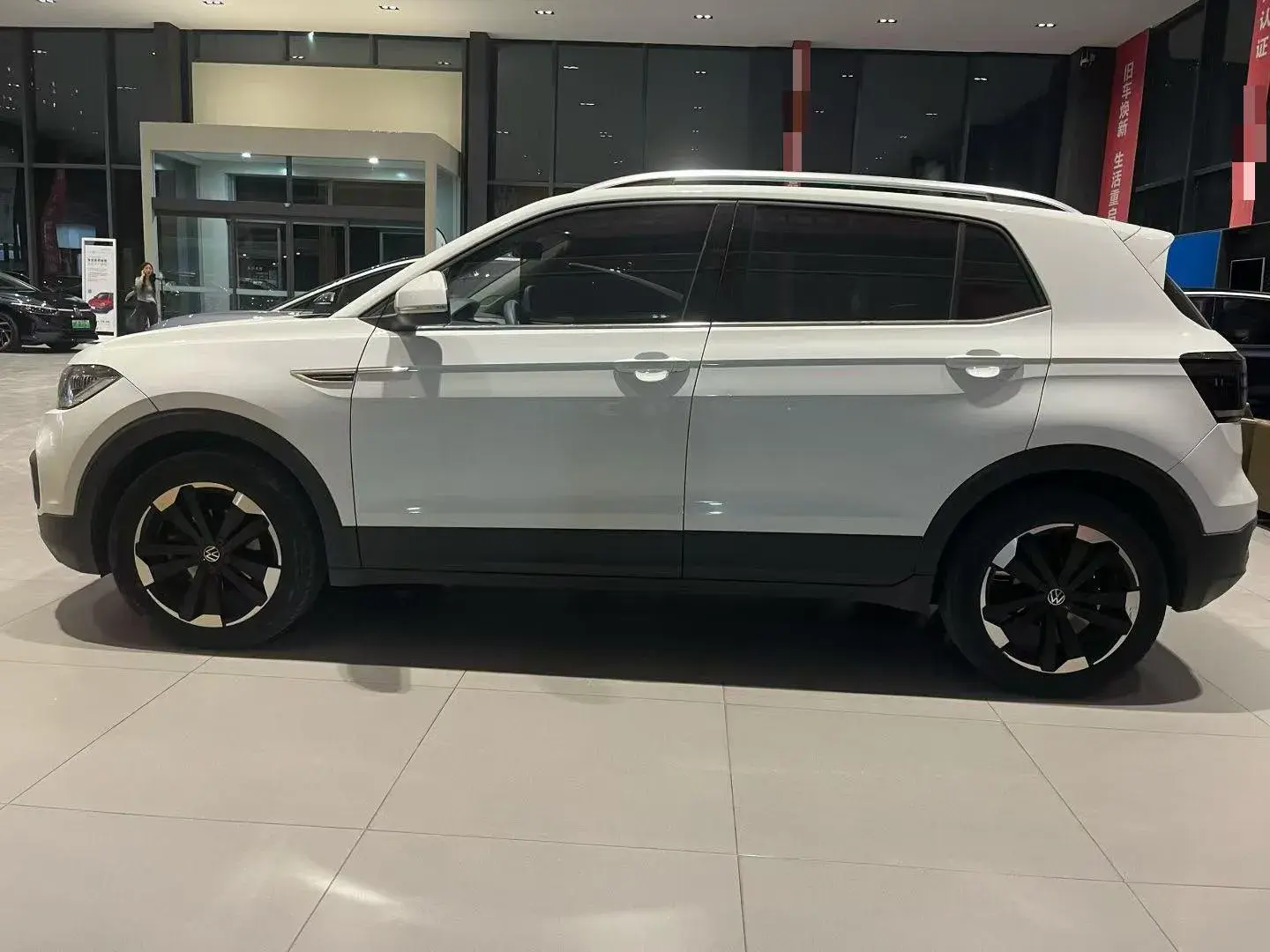 2023 VOLKSWAGEN TACQUA thumbnail 2