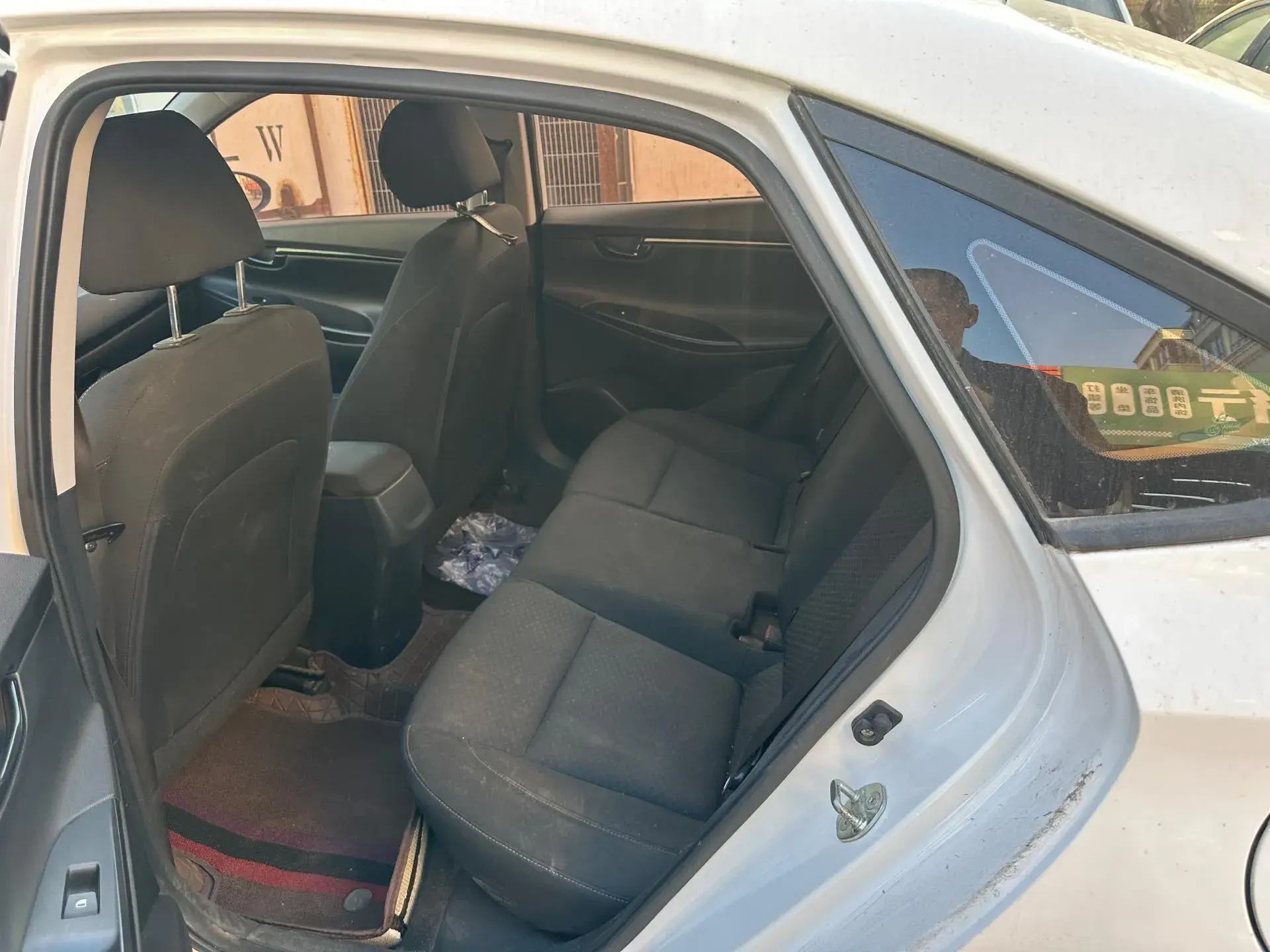 2017 HYUNDAI CELESTA thumbnail 4