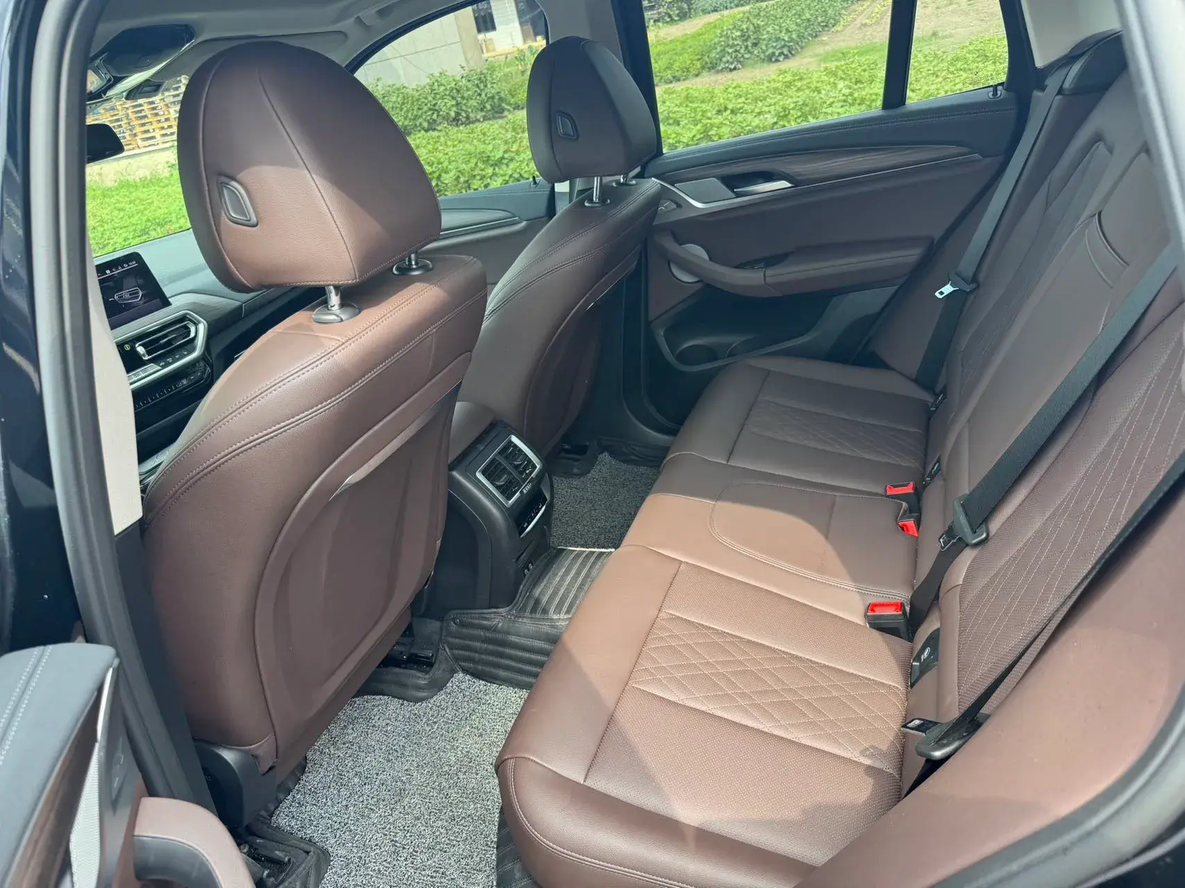 2023 BMW X3 thumbnail 2