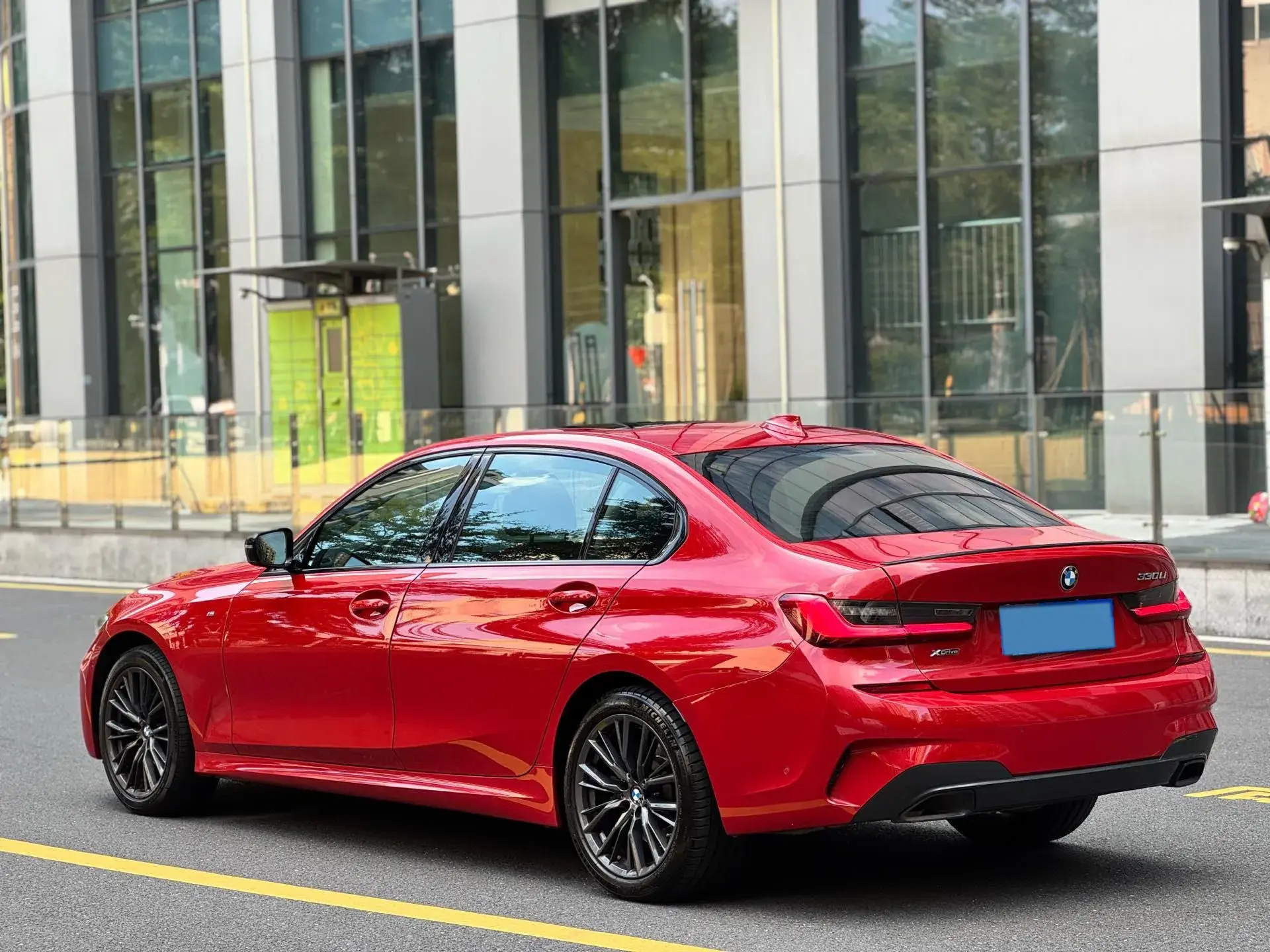 2020 BMW 3 thumbnail 3