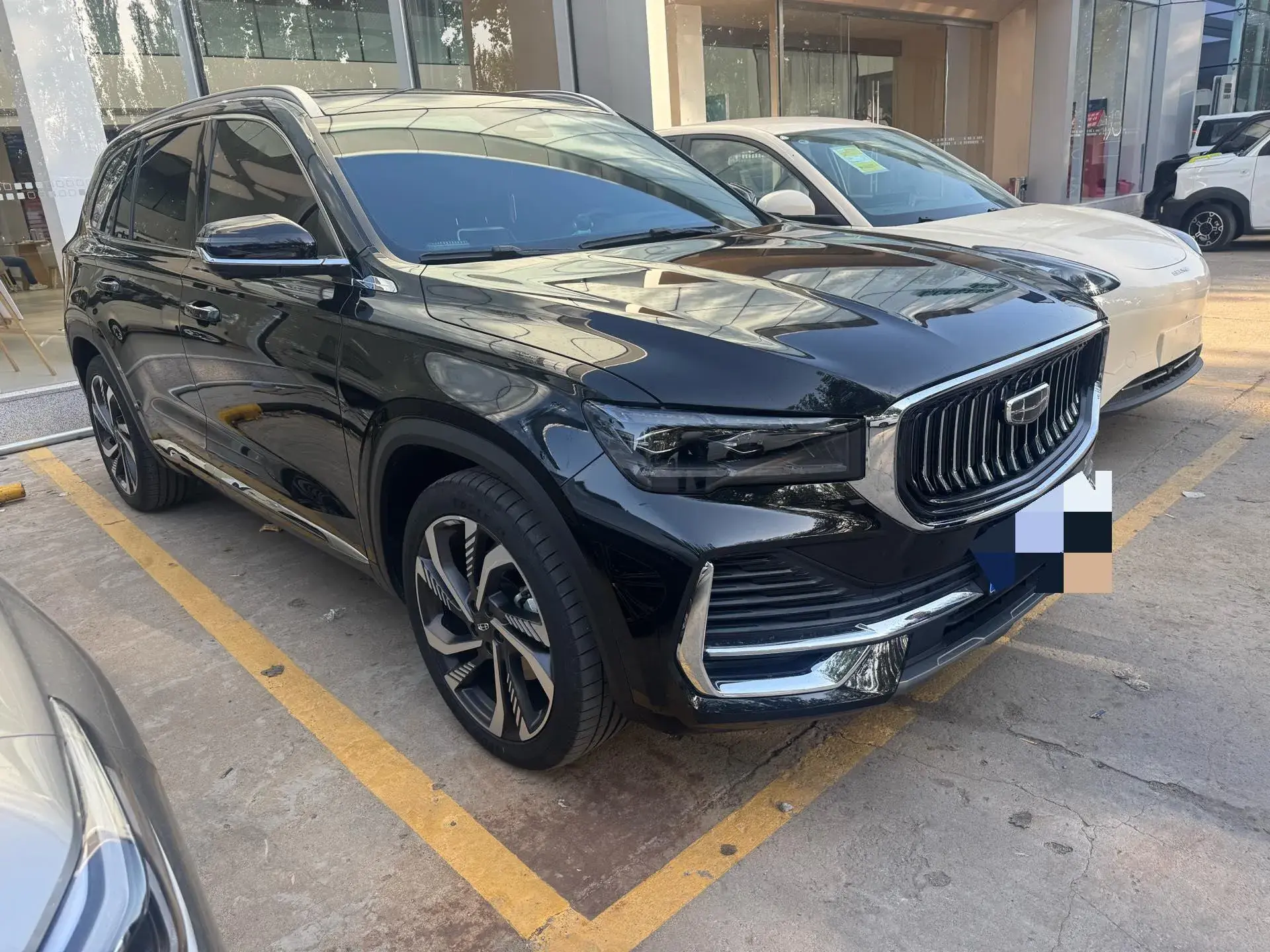 2024 GEELY MONJARO thumbnail 3