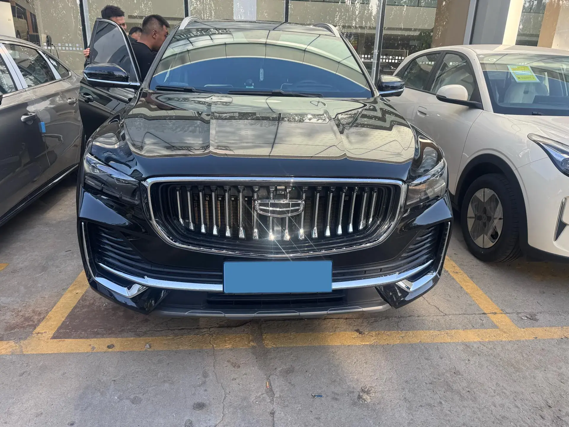 2024 GEELY MONJARO thumbnail 2