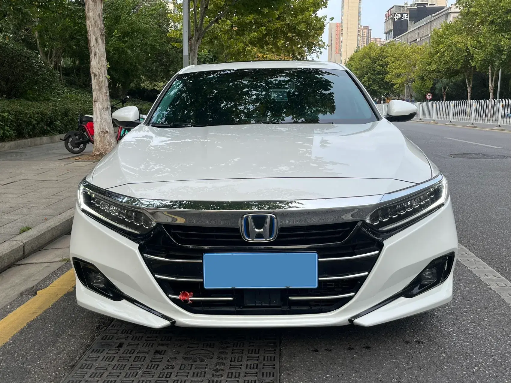 2022 HONDA ACCORD thumbnail 2