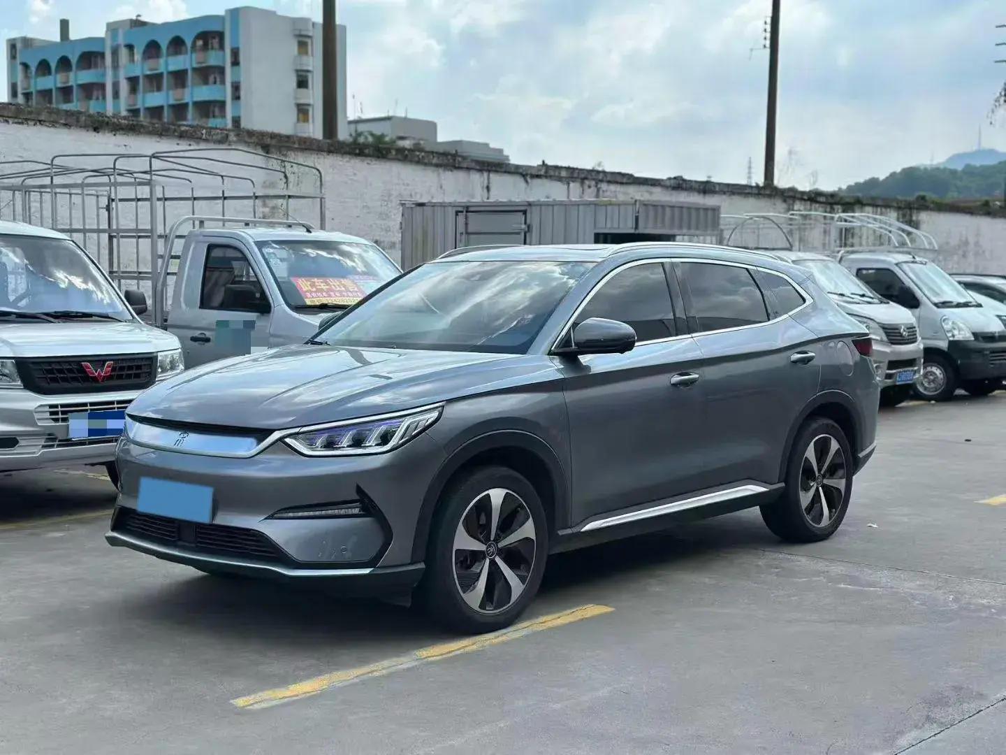 2021 BYD SONG view 1