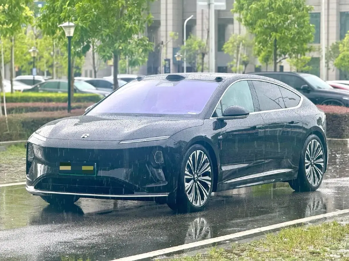 2025 NIO ET9 BEV 100KWH