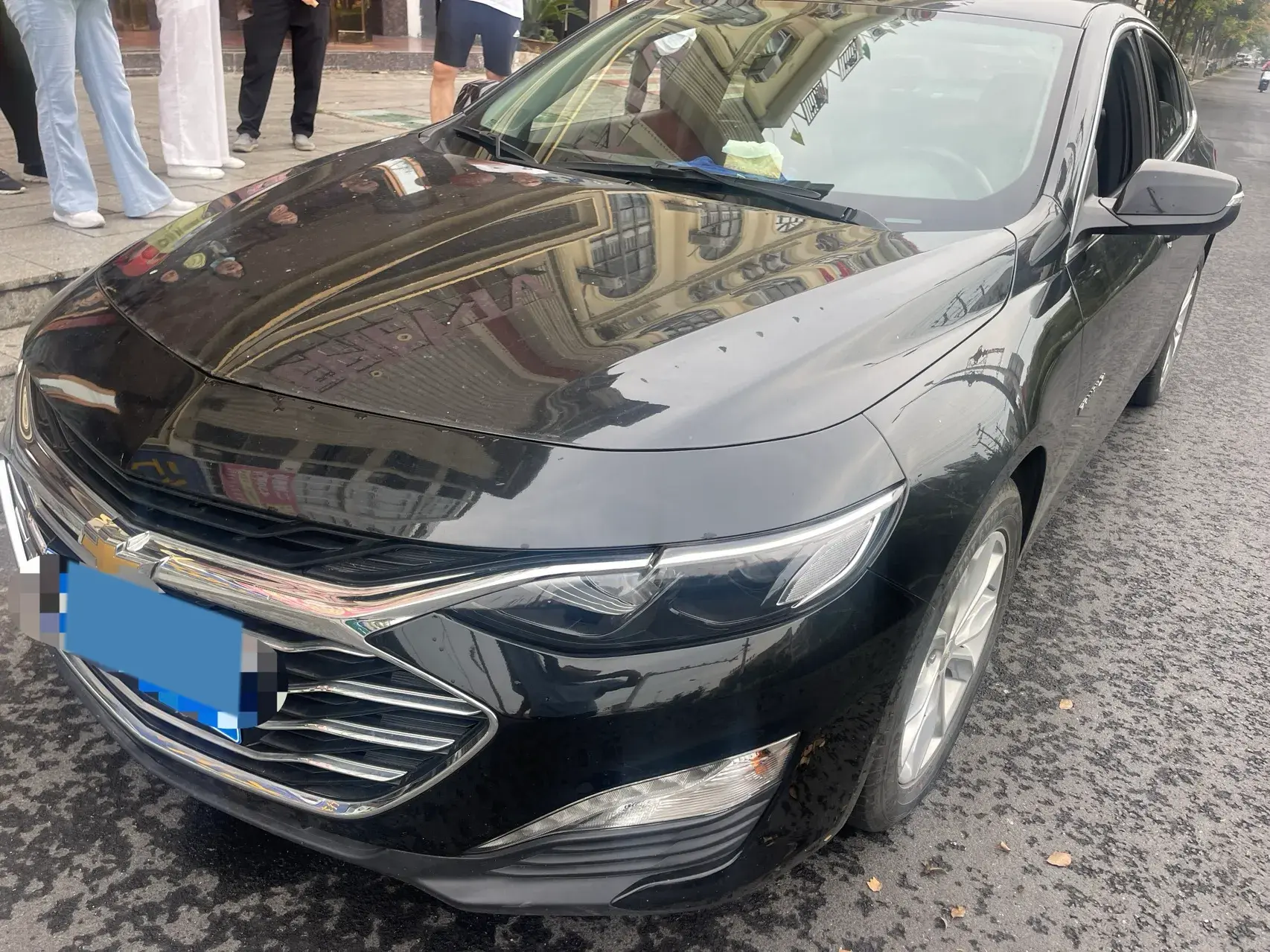 2021 CHEVROLET MALIBU view 1