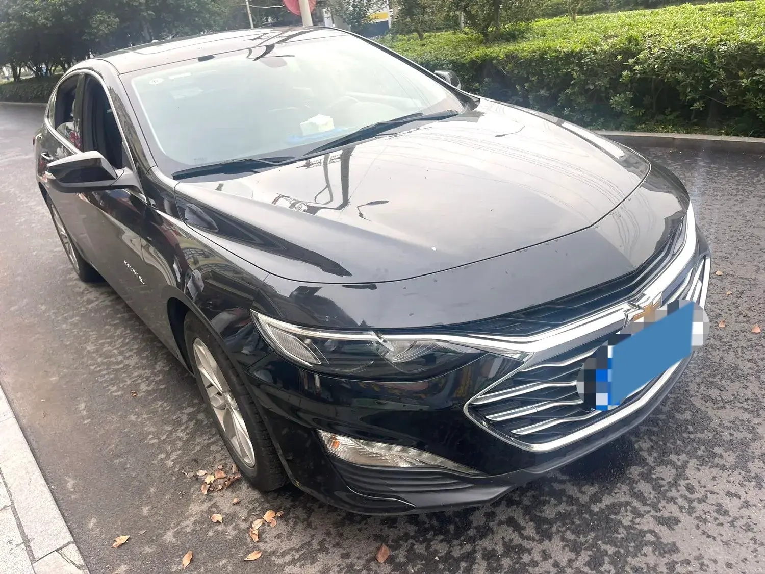 2021 CHEVROLET MALIBU thumbnail 2