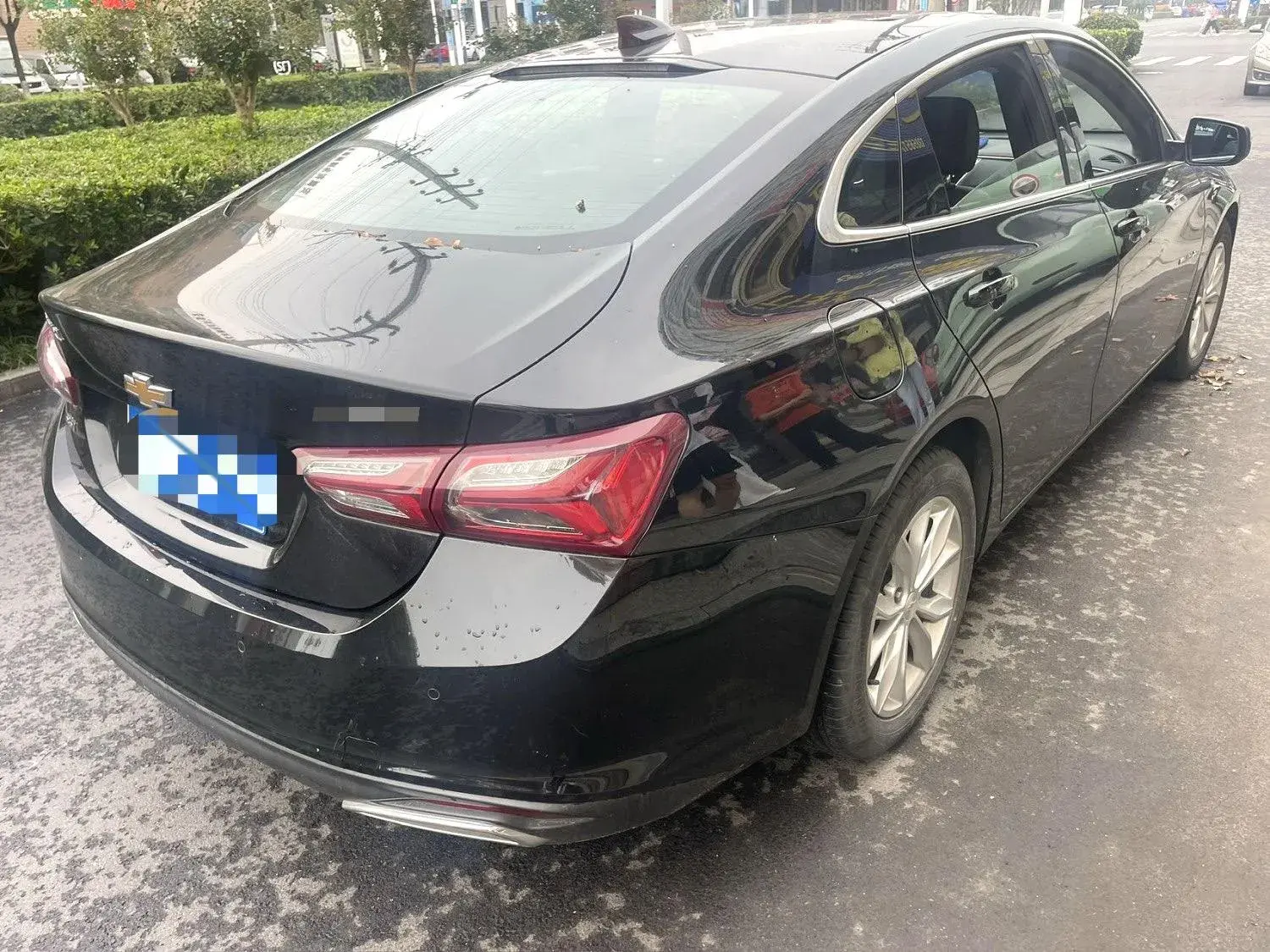 2021 CHEVROLET MALIBU thumbnail 3