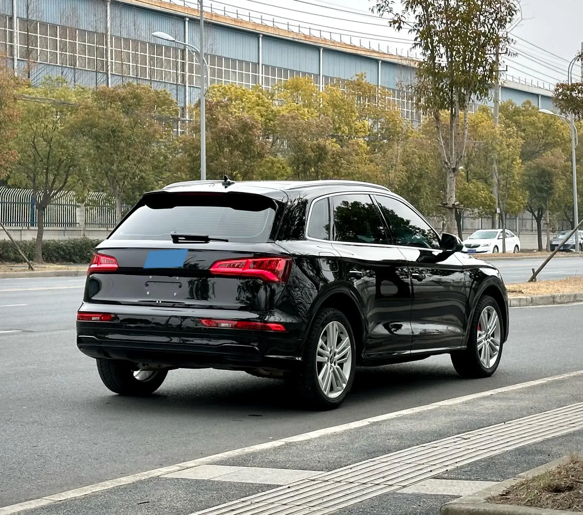 2020 AUDI Q5L thumbnail 4
