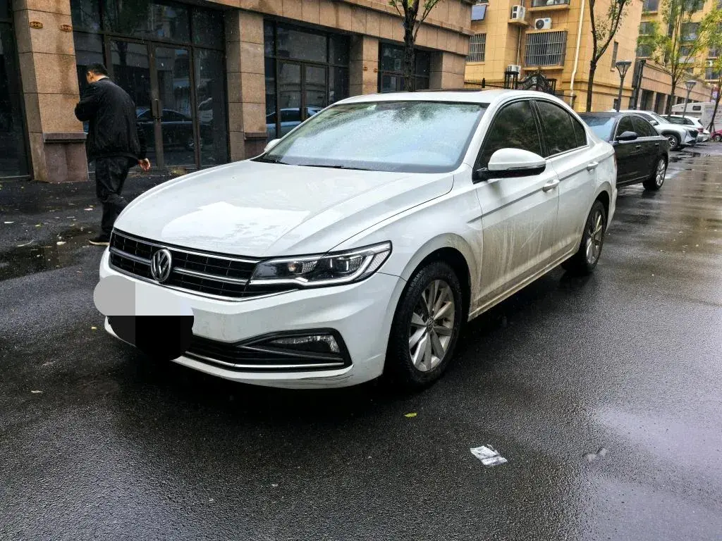 2020 VOLKSWAGEN BORA view 1