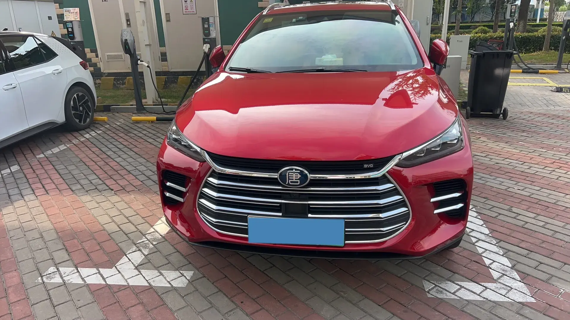 2018 BYD TANG thumbnail 2