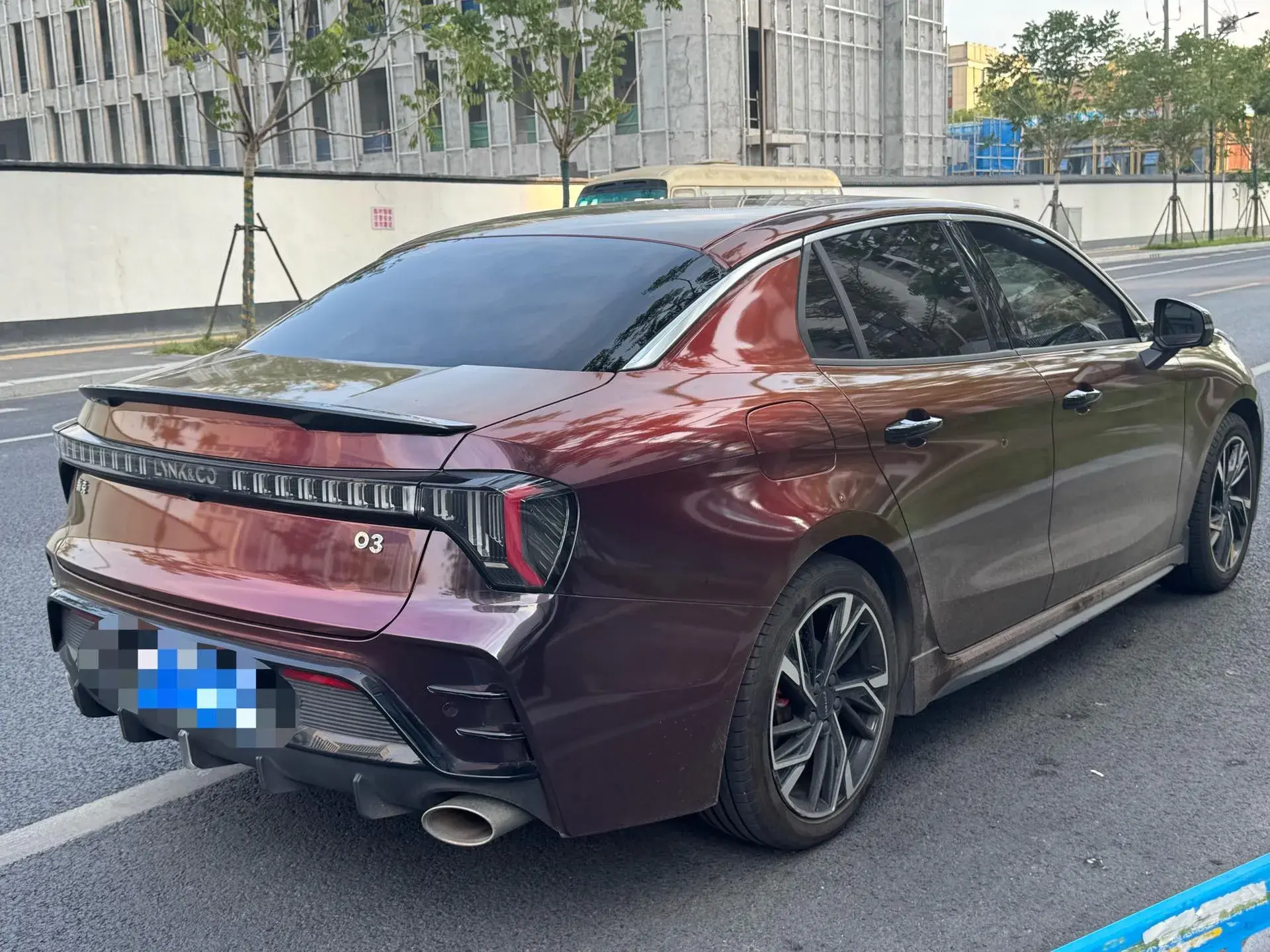 2023 LYNK&CO 03 thumbnail 4