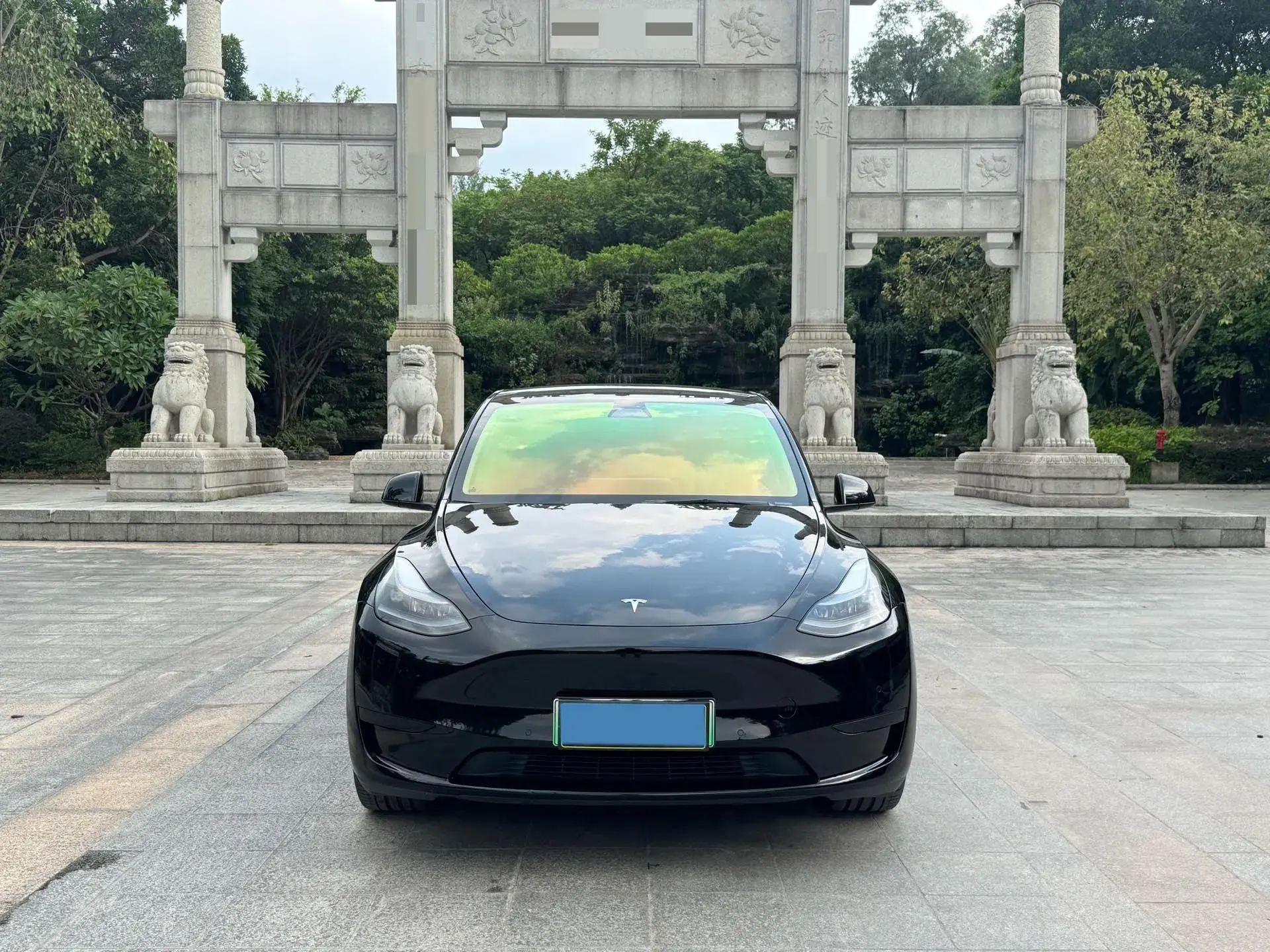 2022 TESLA MODEL thumbnail 2