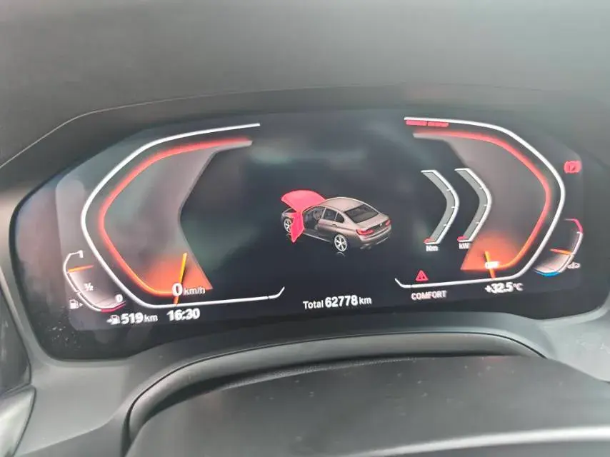 2022 BMW 3 thumbnail 4