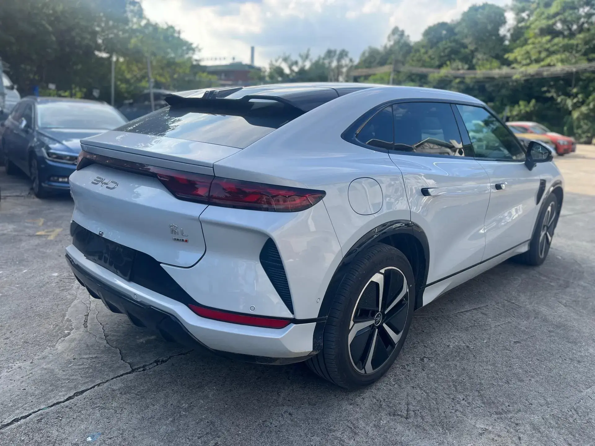 2025 BYD SONGL thumbnail 4