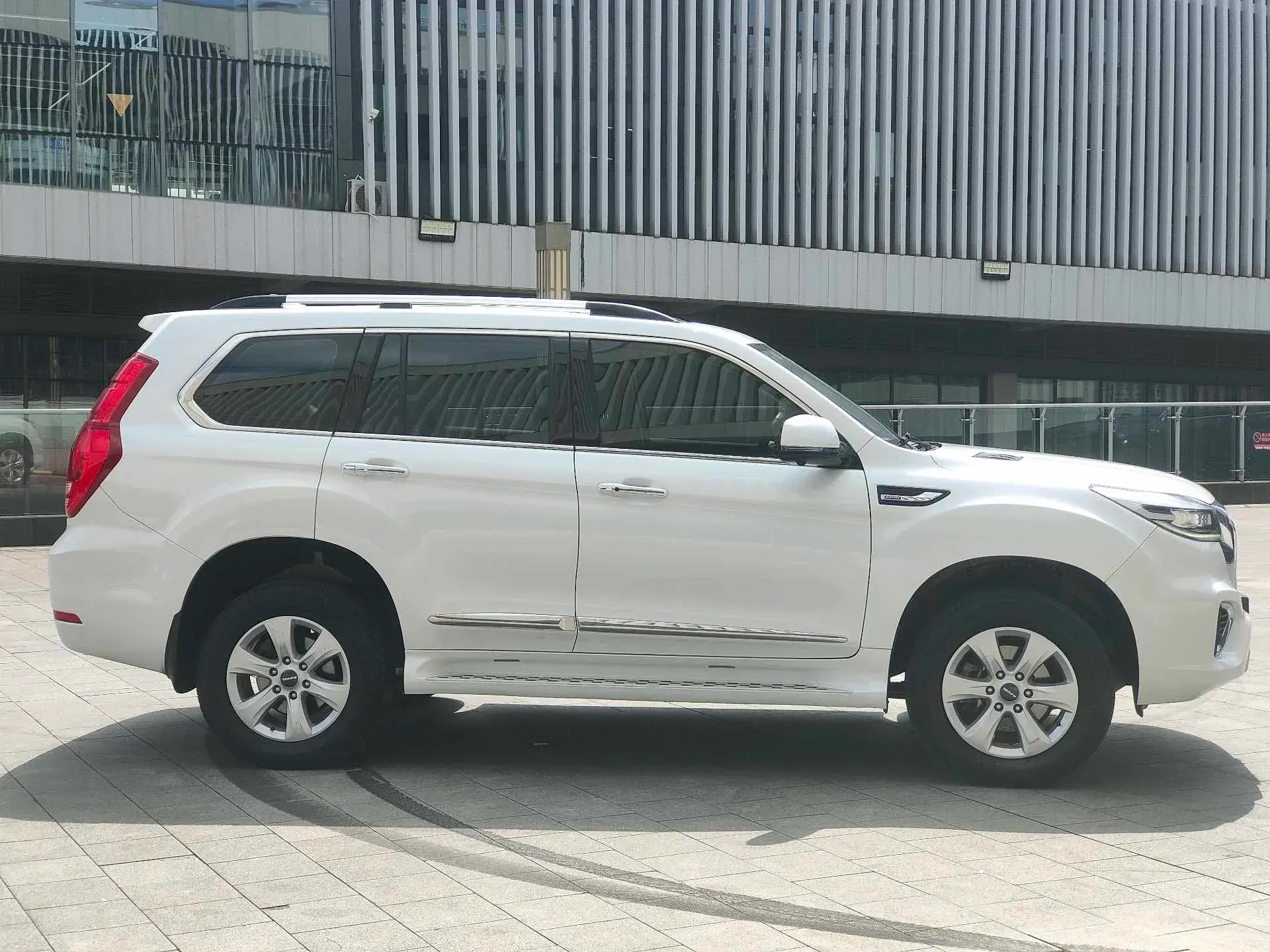 2022 HAVAL H9 thumbnail 4