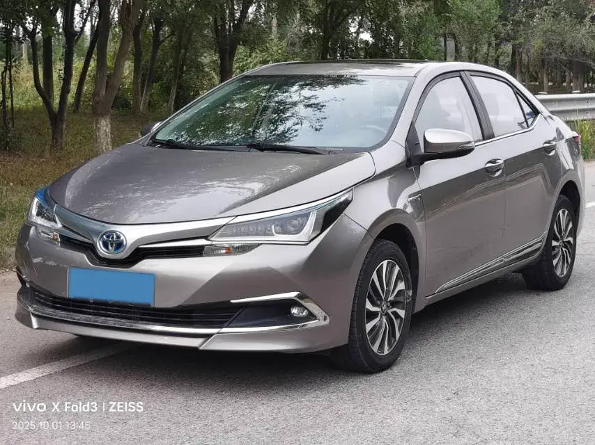 2018 Toyota Corolla 1.8L 99HP L4 E-CVT Hybrid