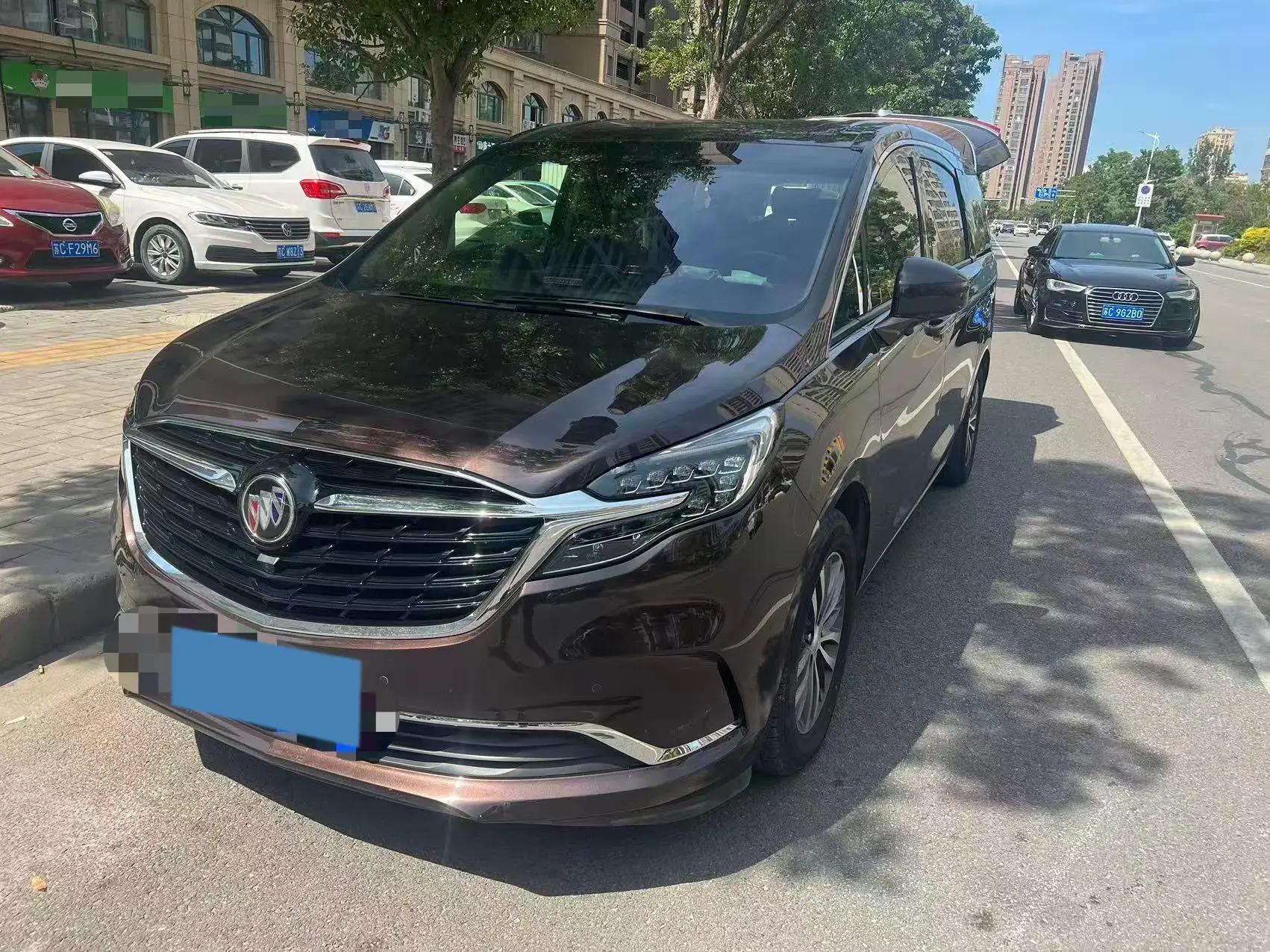 2020 BUICK GL8 view 1