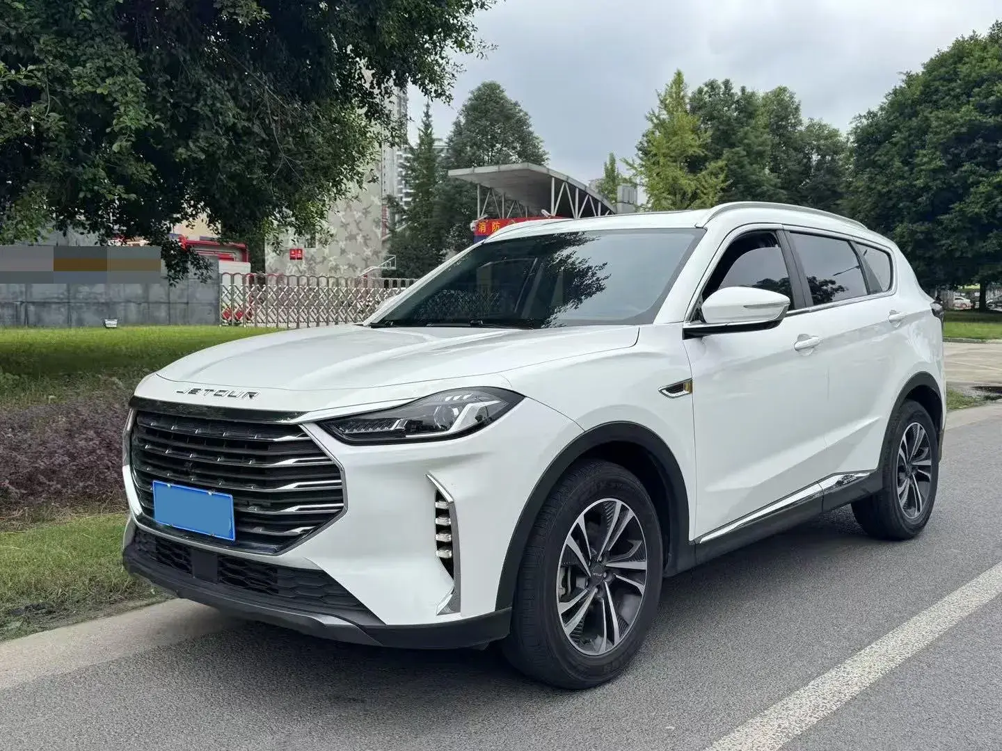 2021 JETOUR X70 view 1