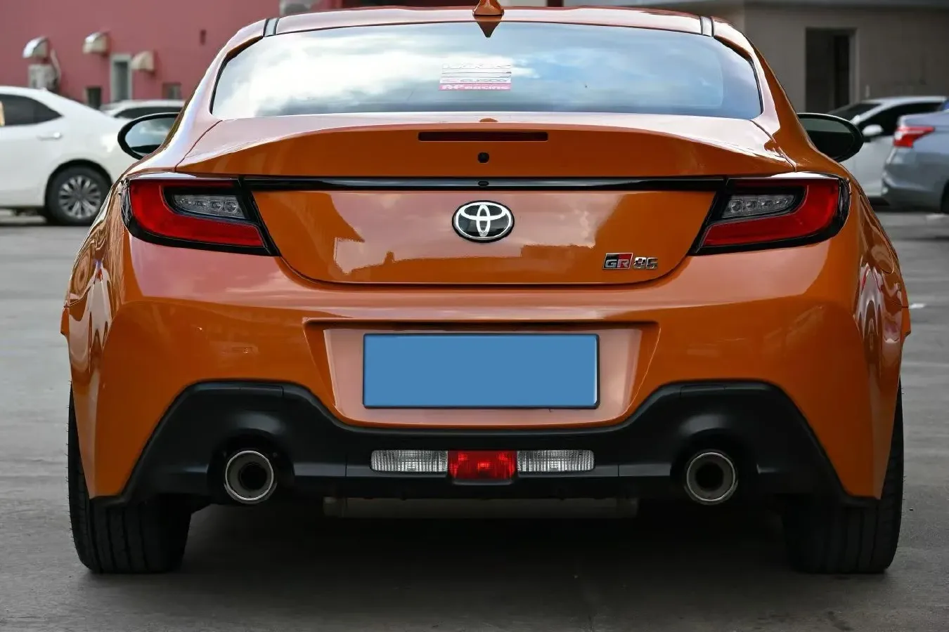 2023 Toyota 86 2.4L 234HP H4 6MT,autocango,china used car exporter,china ev exporter,chinese used car exporter,chinese used ev exporter