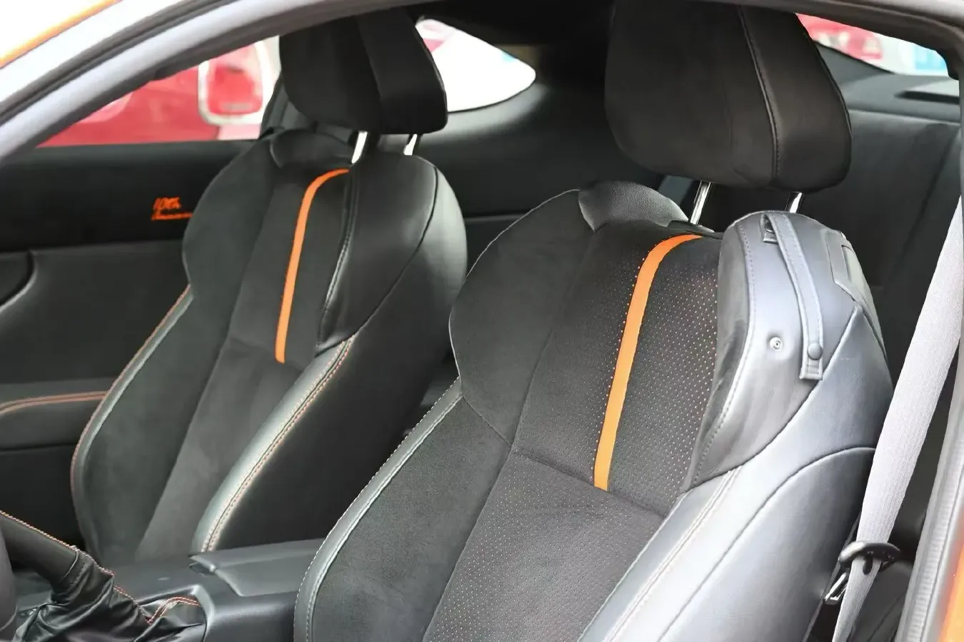 2023 Toyota 86 2.4L 234HP H4 6MT,autocango,china used car exporter,china ev exporter,chinese used car exporter,chinese used ev exporter