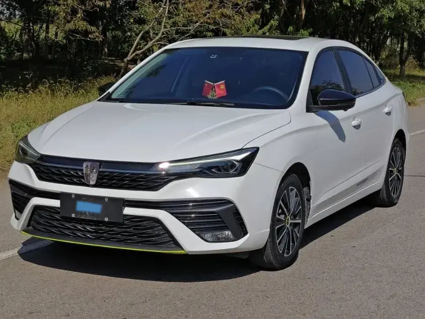 2021 ROEWE I5 view 1