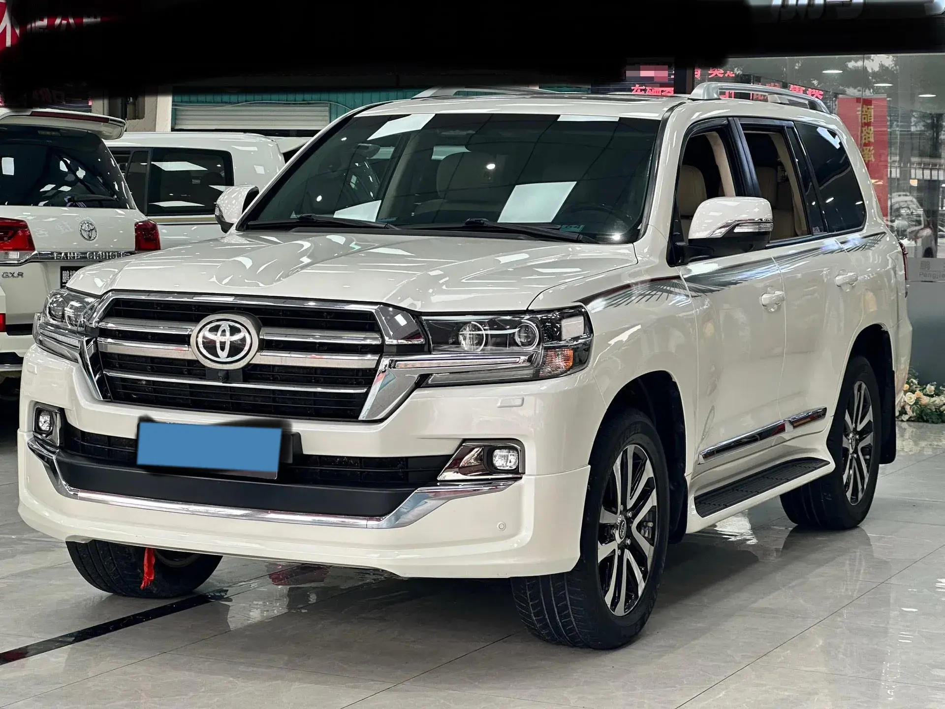 2019 CHEVROLET TRAX view 1