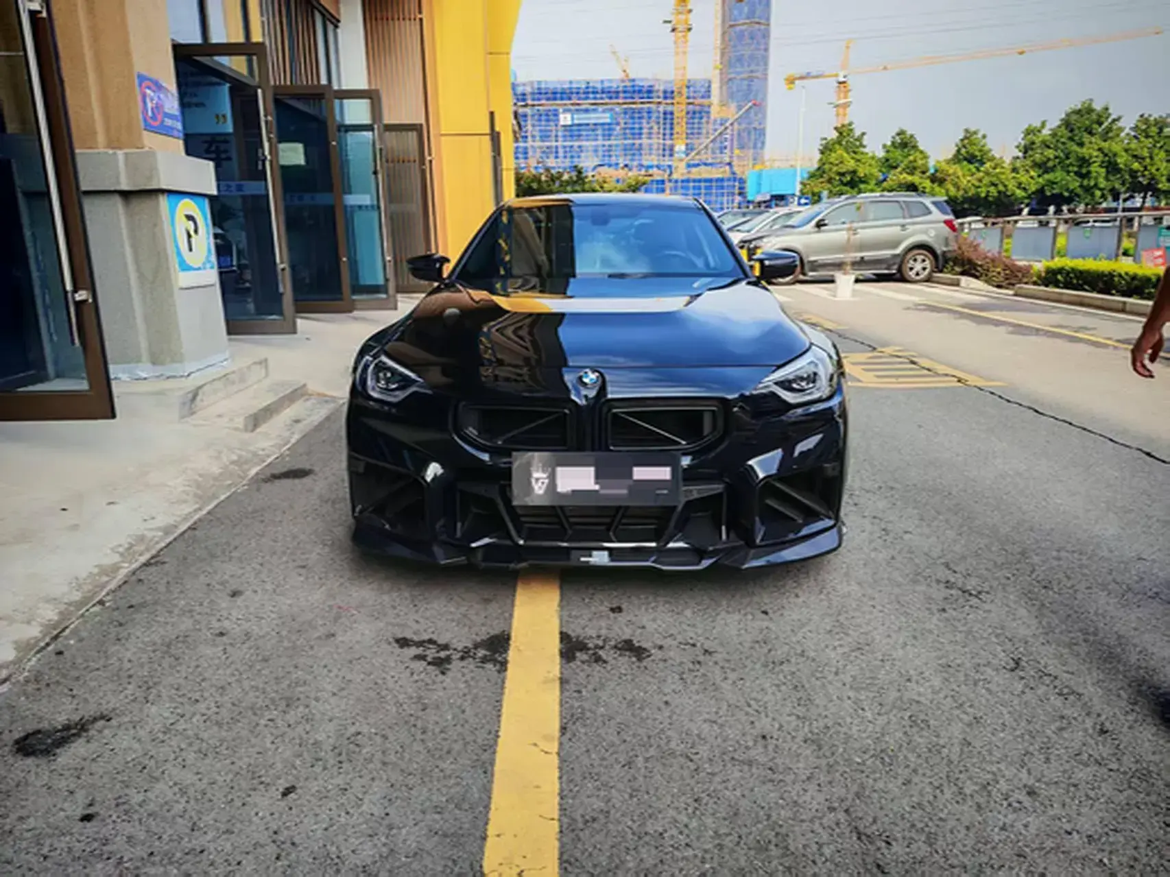 2023 BMW 2 thumbnail 2