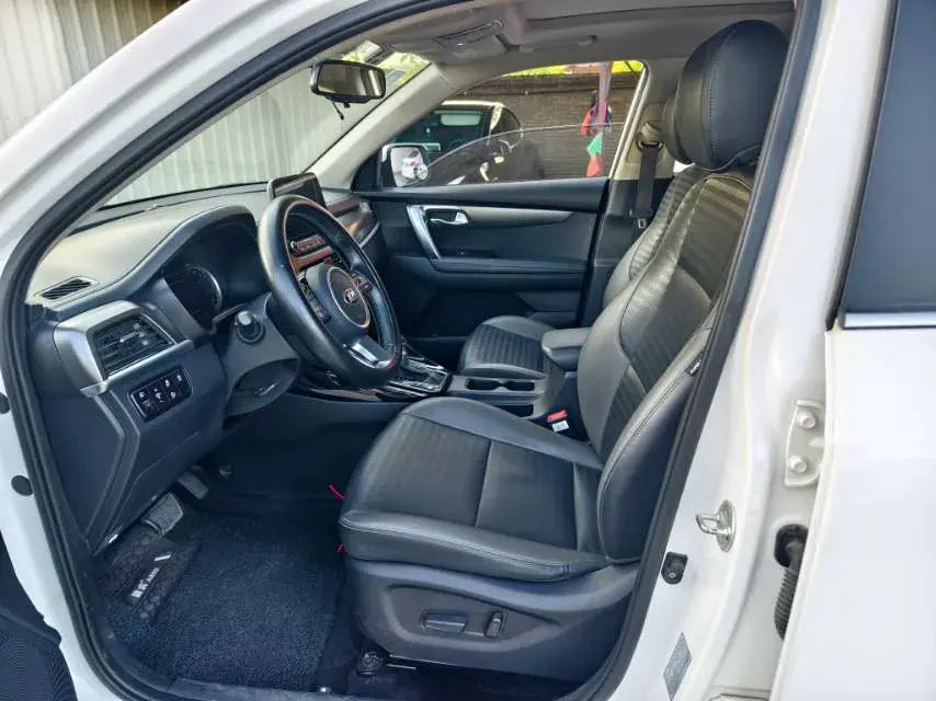 2018 KIA SPORTAGE thumbnail 4