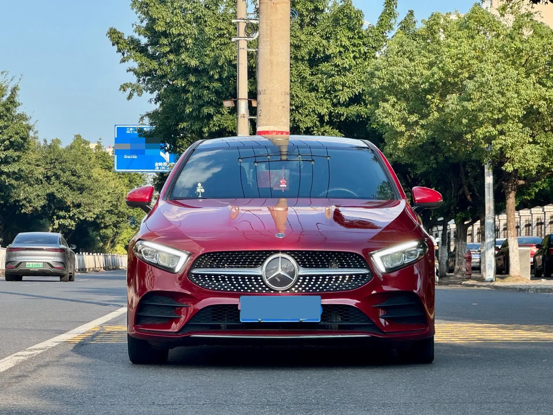 2020 MERCEDES-BENZ A thumbnail 3