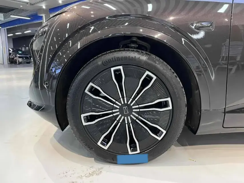 2024 AVATR 07 thumbnail 3