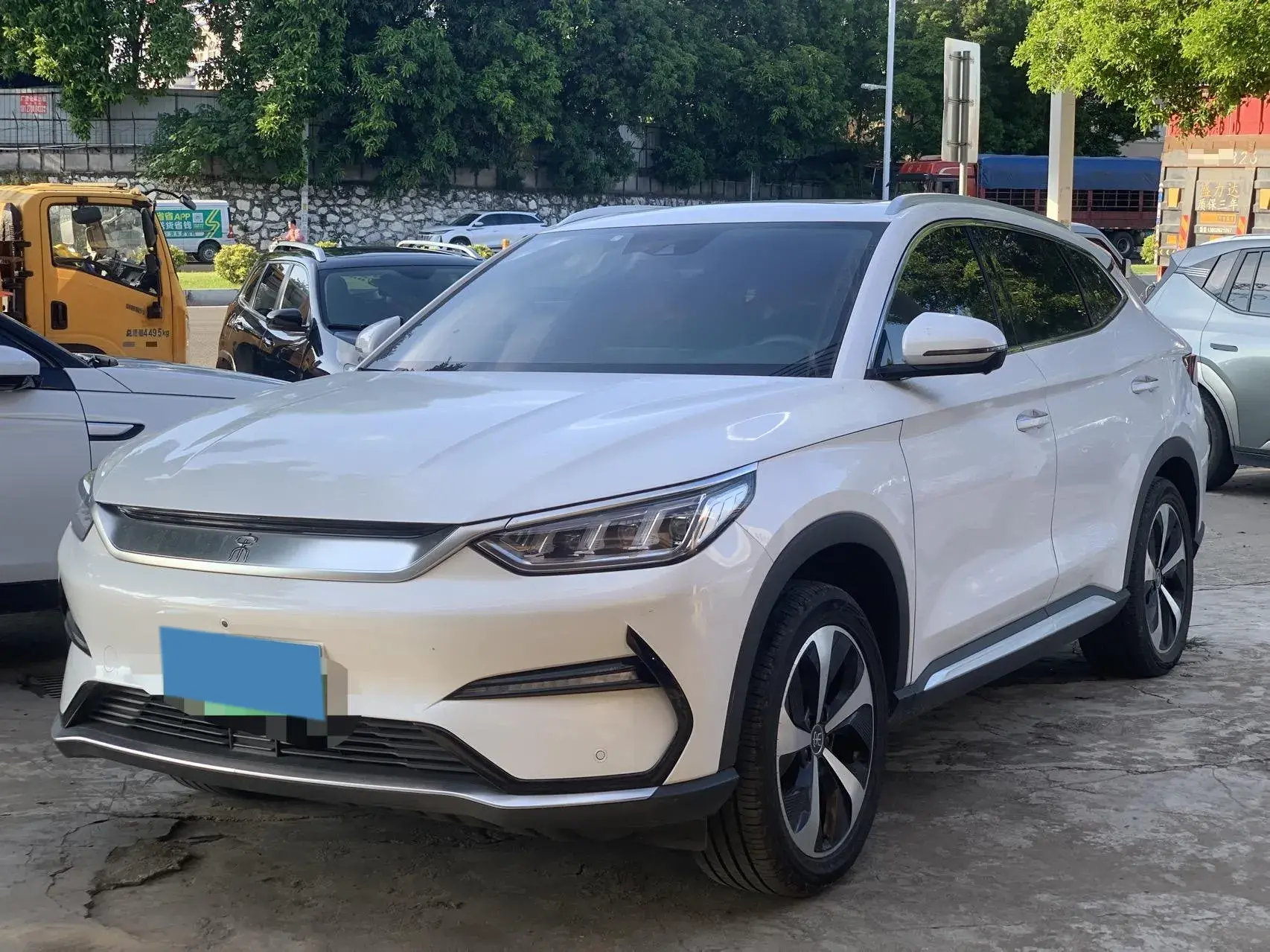 2021 BYD SONG view 1