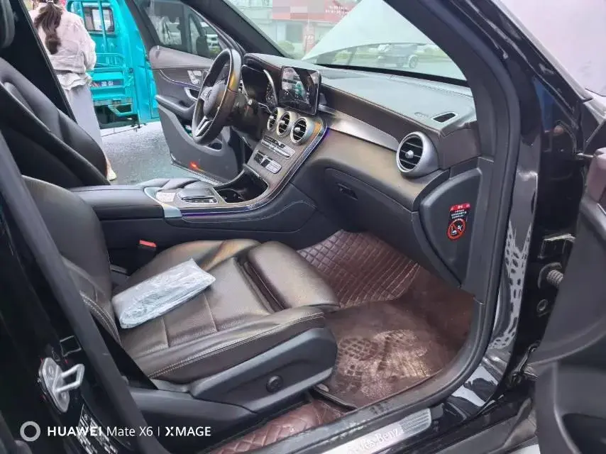 2020 MERCEDES-BENZ GLC thumbnail 4