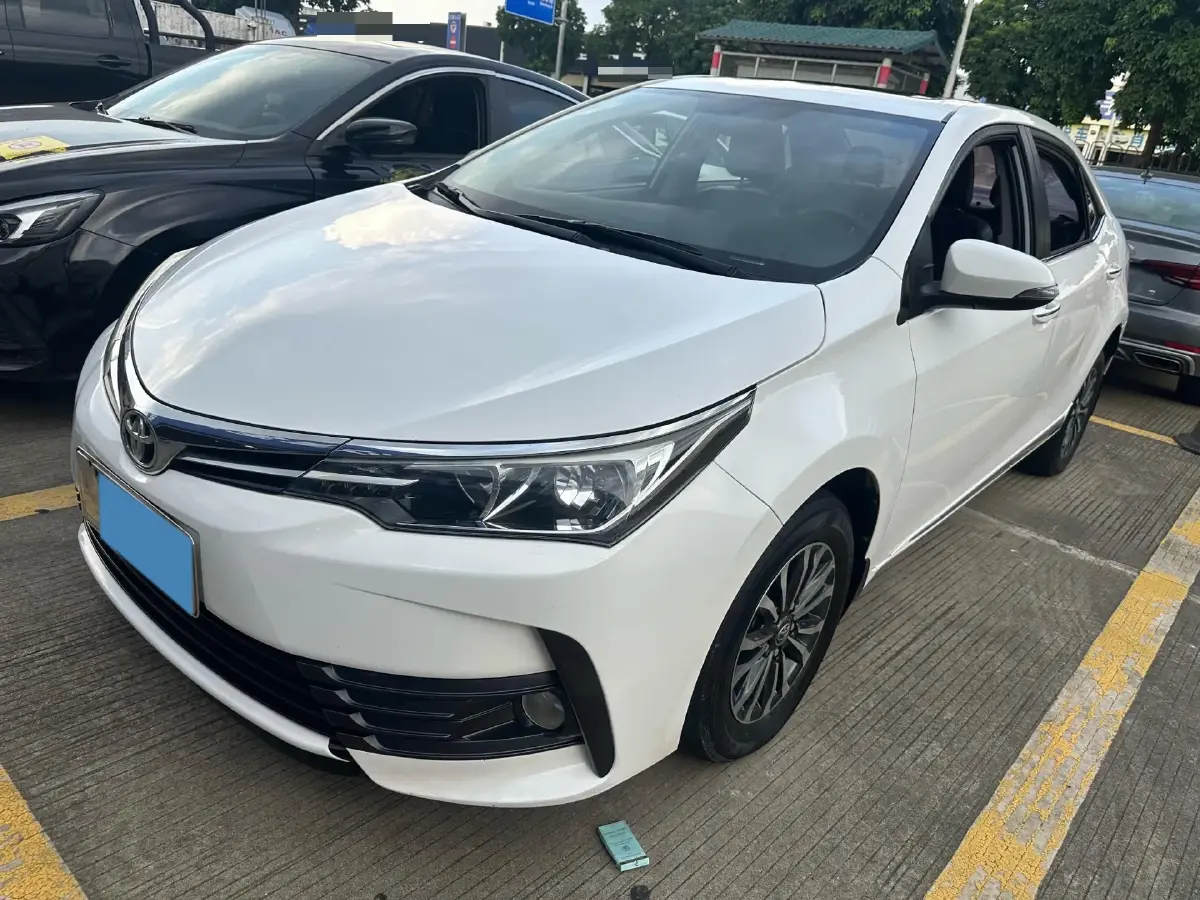 2018 Toyota Corolla 1.2T 116HP L4 CVT