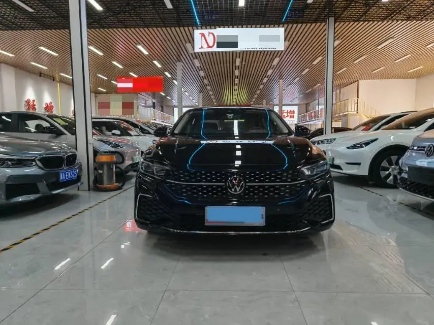 2024 VOLKSWAGEN PASSAT thumbnail 2