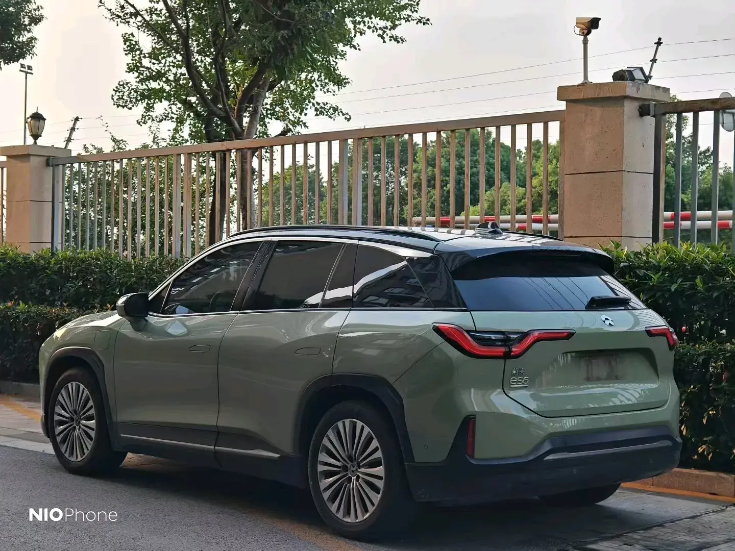 2019 NIO ES6 thumbnail 3