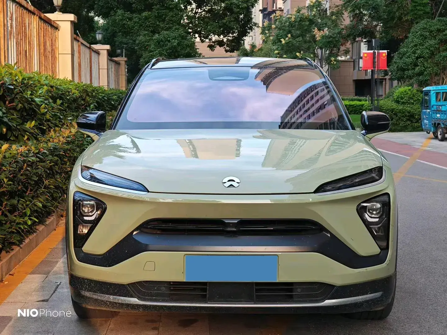 2019 NIO ES6 thumbnail 4