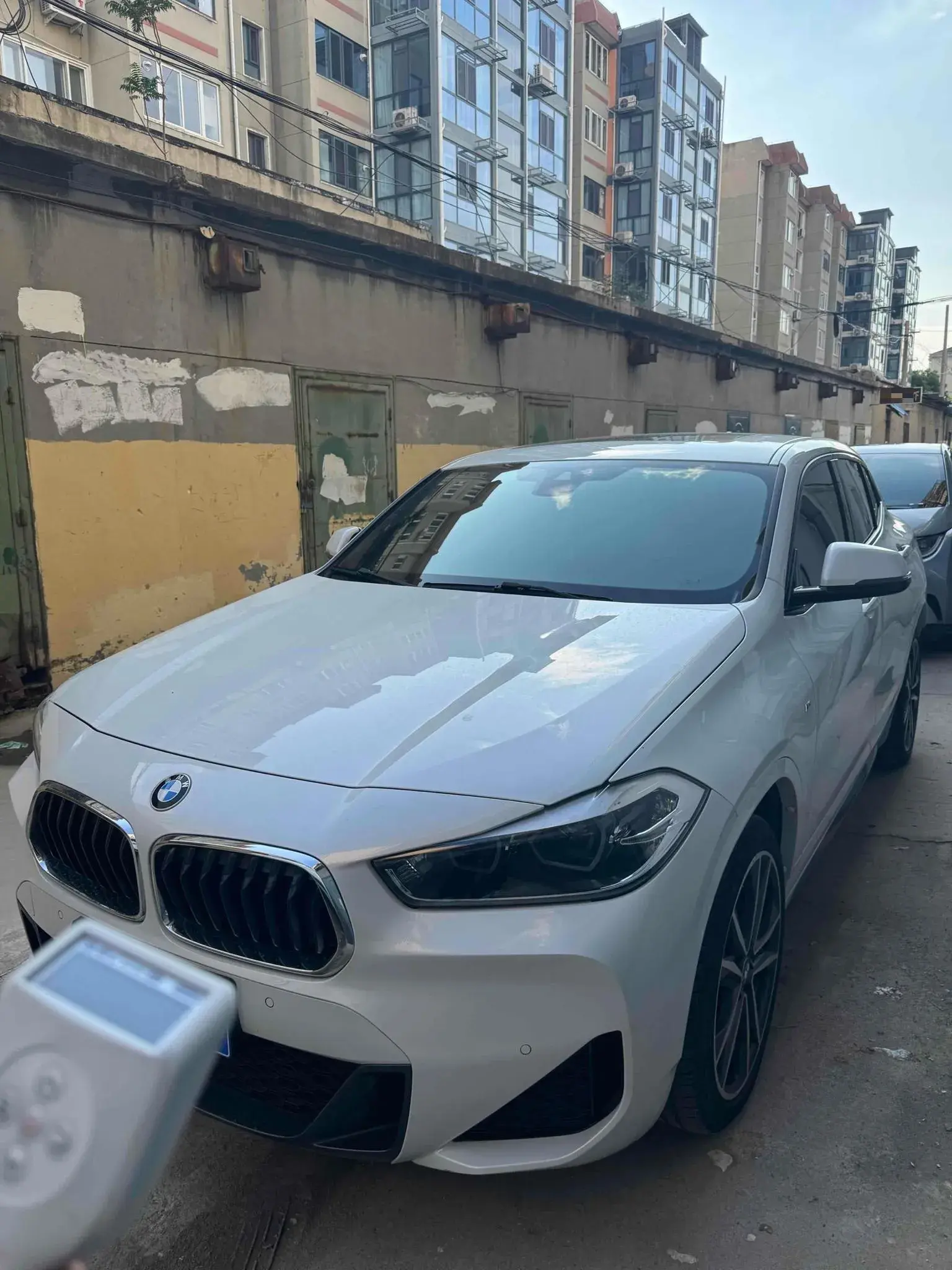 2021 BMW X2 view 1