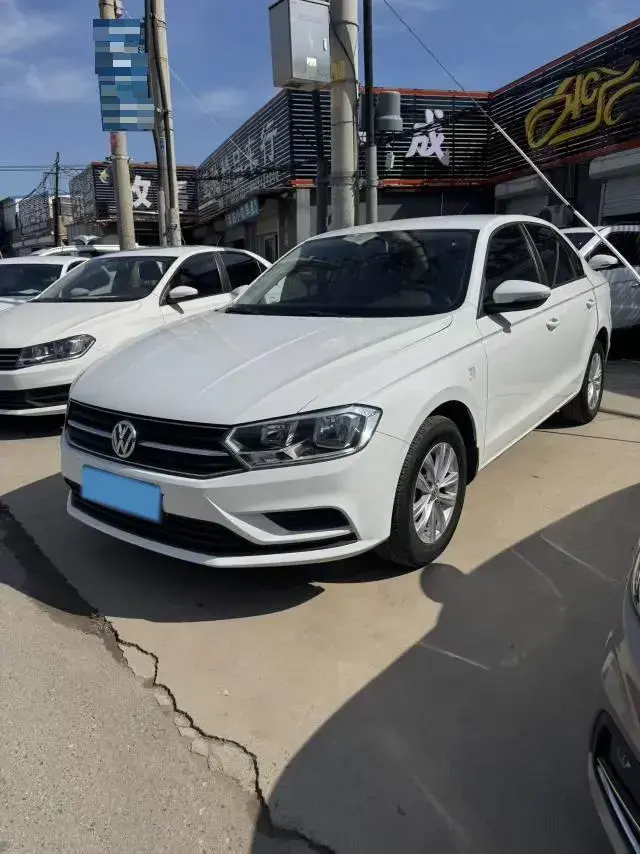 2018 VOLKSWAGEN BORA view 1