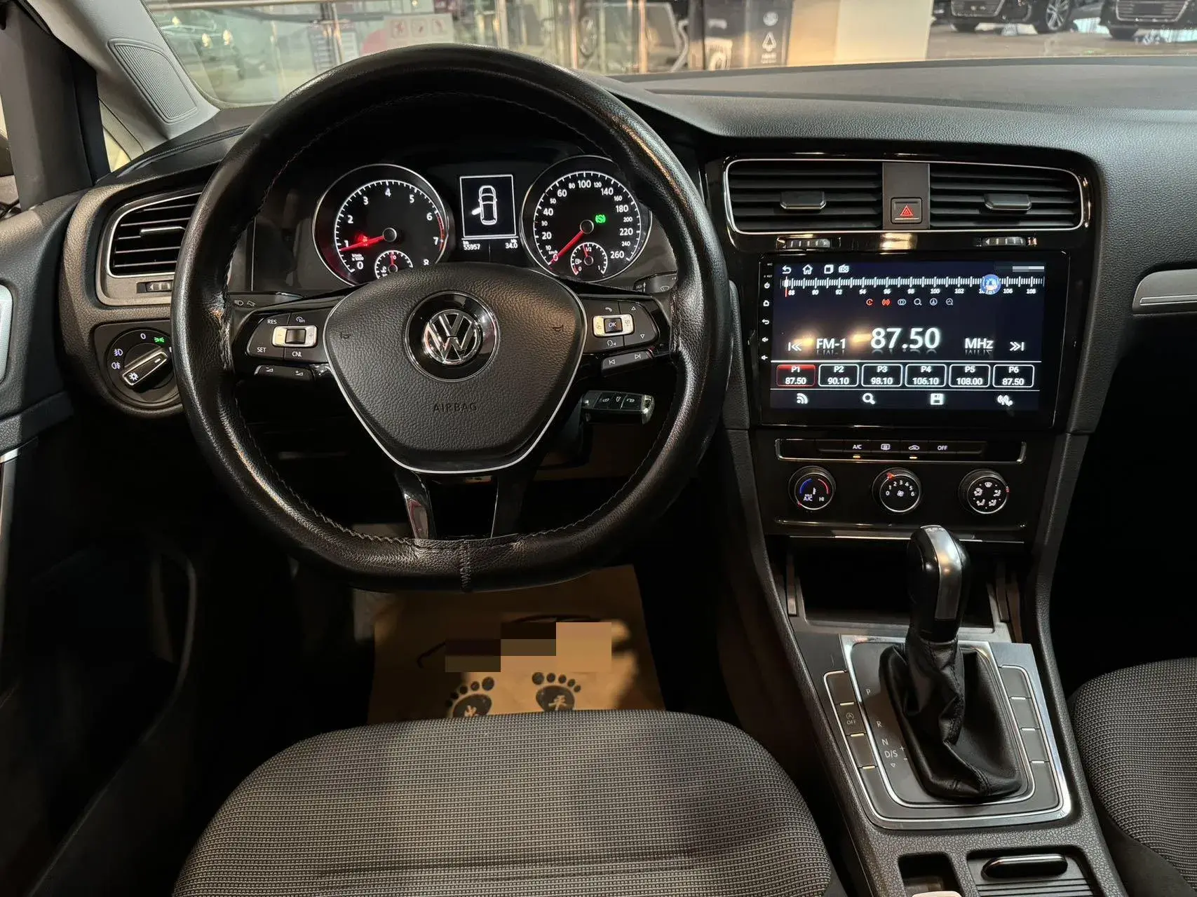 2018 VOLKSWAGEN GOLF thumbnail 4