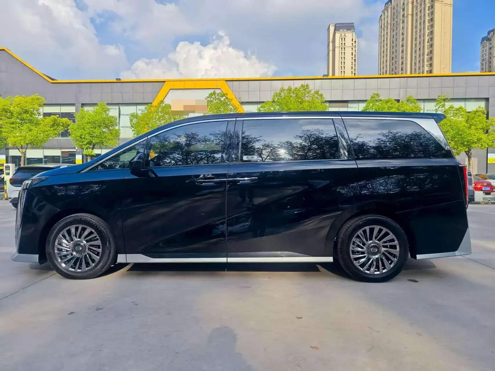 2023 GAC TRUMPCHI thumbnail 4