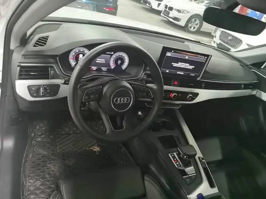 2020 AUDI A4L thumbnail 3