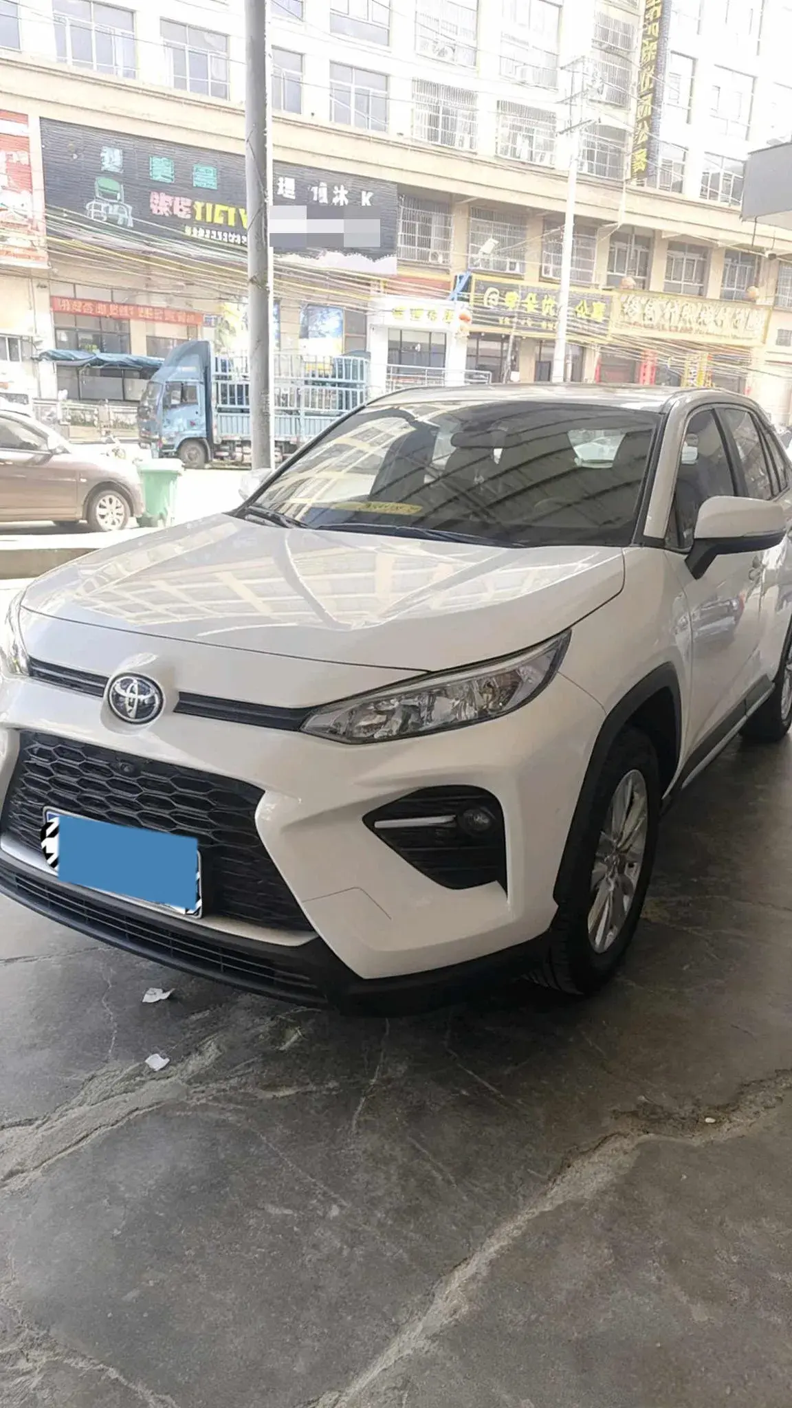 2022 TOYOTA WILDLANDER view 1