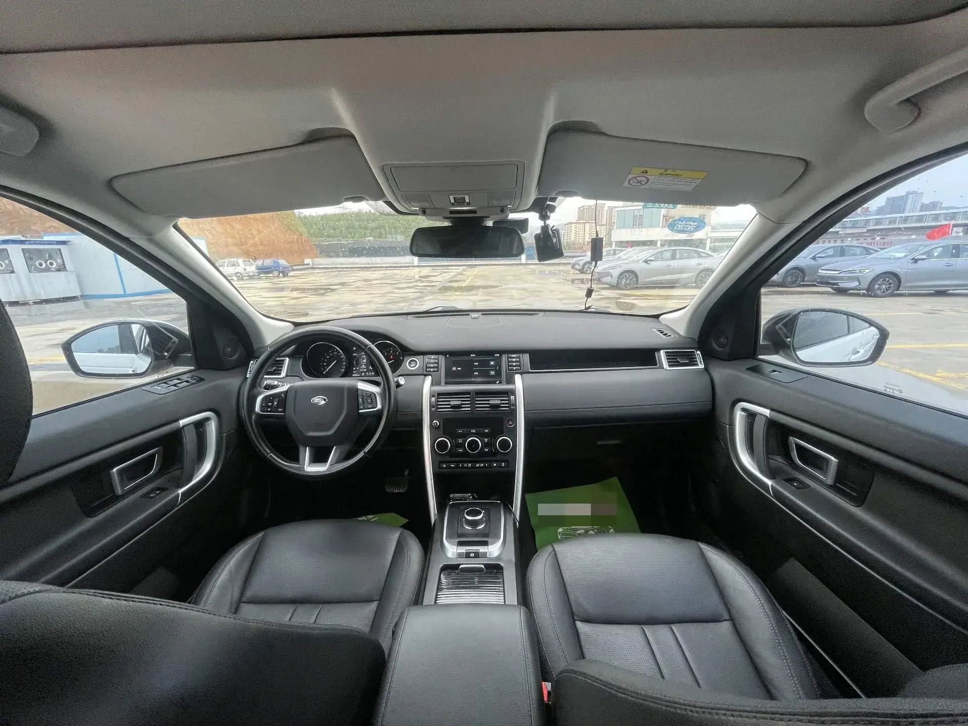 2019 LAND ROVER thumbnail 3