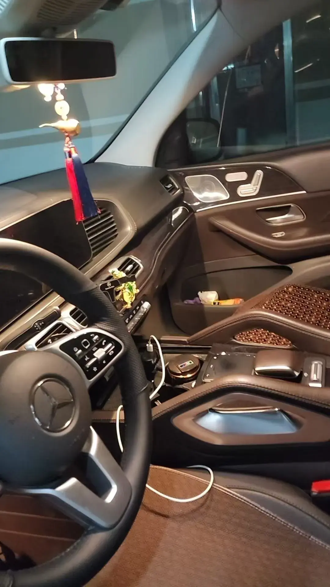 2020 MERCEDES-BENZ GLE thumbnail 2