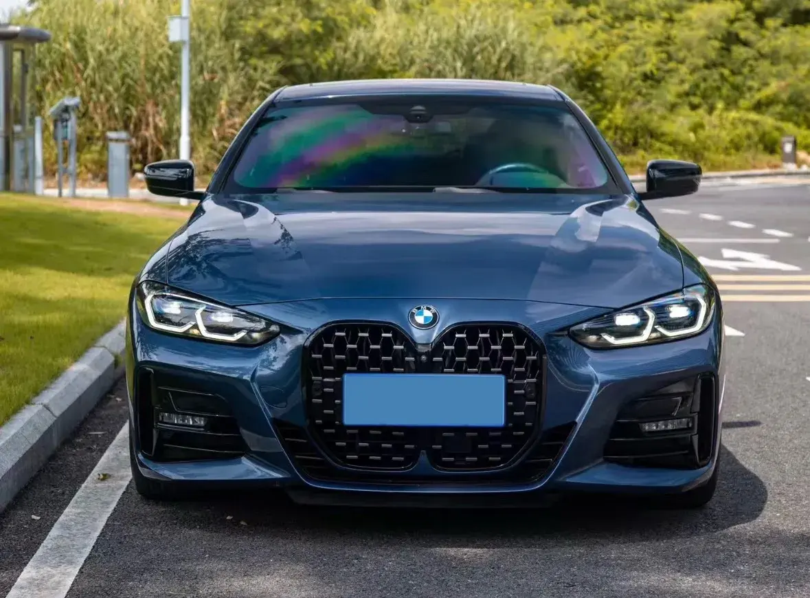 2022 BMW 4 thumbnail 2