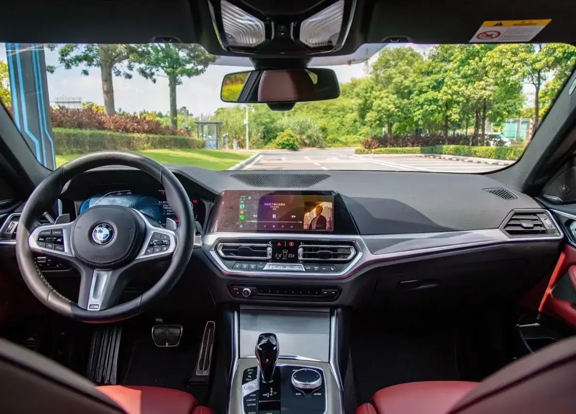 2022 BMW 4 thumbnail 4