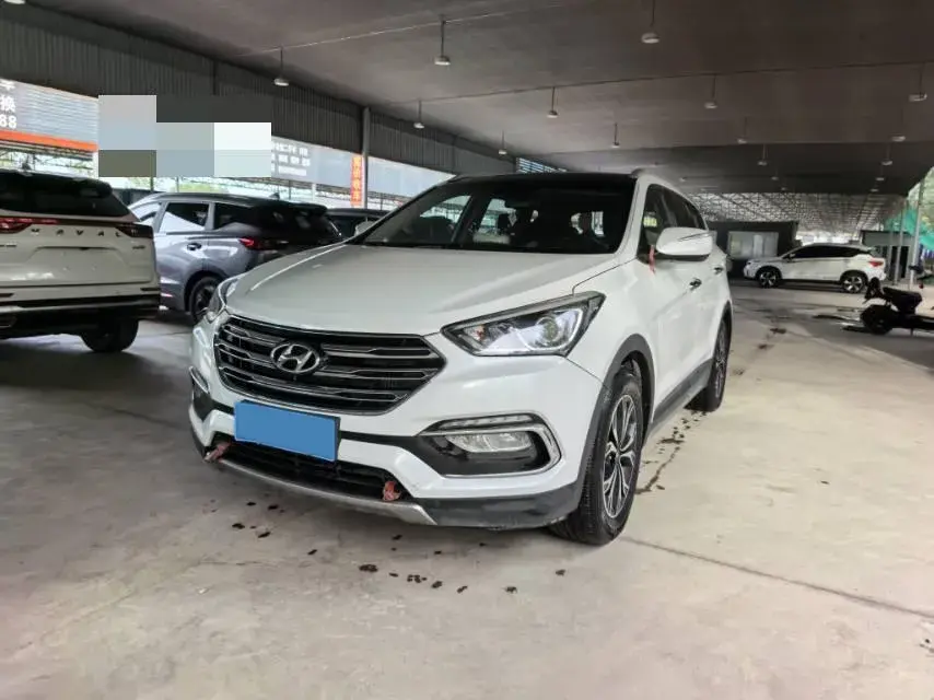 2017 HYUNDAI SANTAFE view 1